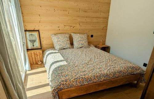 Chazelet - Avec terrasse et jardin - Photo 20