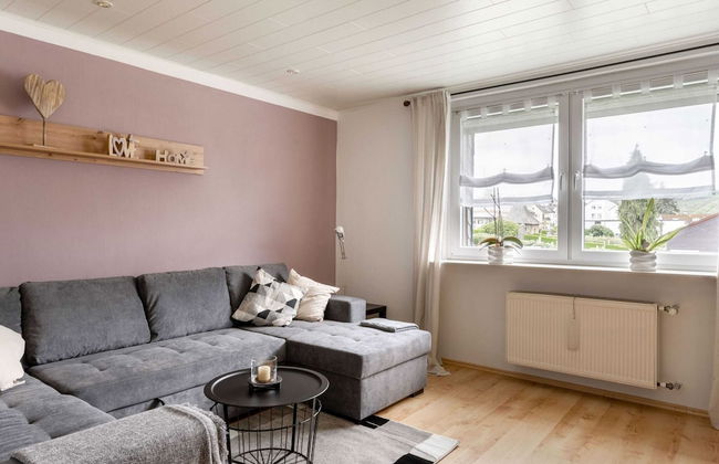 Garden Retreat With Pond View - Photo 13