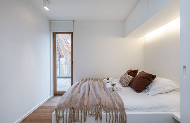 Modern Apartment With Terraces and Parking - Photo 23