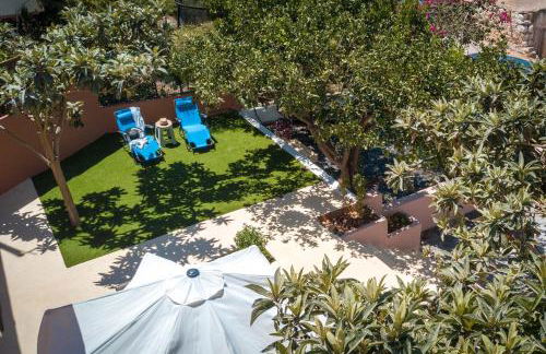 Casa EleMar Villa with Private Yard - Photo 6