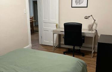 Cozy Home off Brady ST - Foto 24