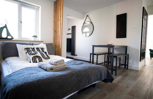 Dorset Stylish Apartment - Photo 16