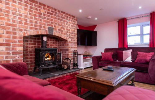 Caer Fedwen Barns Cariad Spacious self catering 3 bed Group Getaway Luxury Cottage with Private Hot Tub - Foto 24
