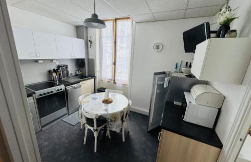 Appartement situé au cœur du village du Mont-Dore 1er étage - Foto 8