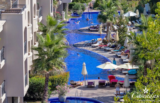 Cascadas Family Resort - Photo 59