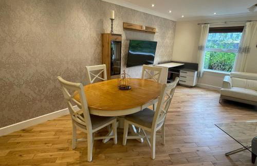 Central Woking - Photo 16