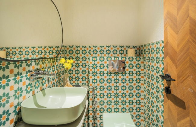 ELIVAAS Kamerios Verano 1 BHK with Pool - Photo 43