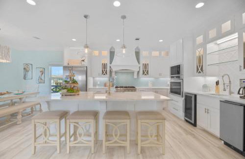 Near Beach Large Home Sleeps 22 BBQ Soaking Tub - Foto 16