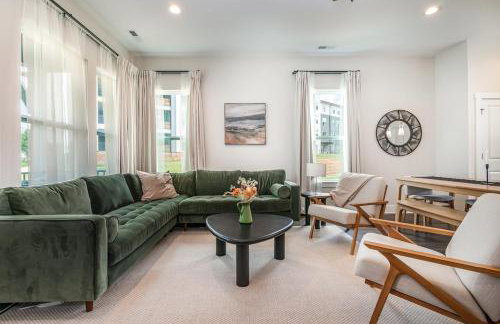 Spacious 4BR Near UNC Charlotte & Major Venues - Foto 1