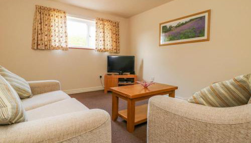 The Cottage at Manor Farm - Photo 4