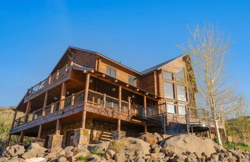 Ski and Ride Mountain Haus - Hot Tub, Fire Pit, Game Room & Deck - Foto 65