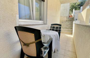 Apartments Veli Rat - Photo 16