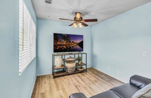 Stunning 4BR Laguna Hills Oasis with Private Pool - Foto 15