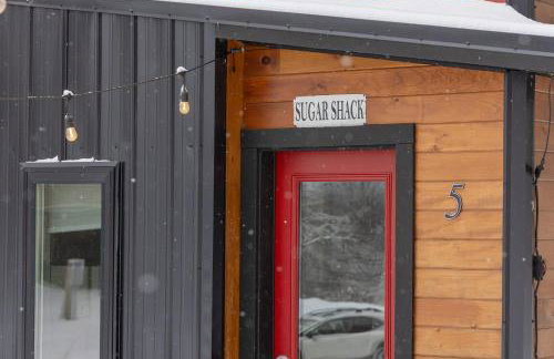 Maple Sugar Shack Tiny House with hot tub & river by Stowe - Foto 44