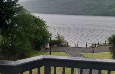 WATERSIDE 3 BED COTTAGE, HOT TUB, SAUNA, PVT BEACH - Foto 21