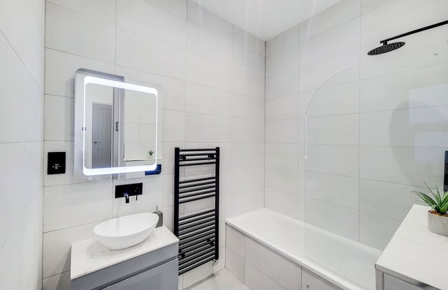 Lovely 1-bed Apartment in London With Courtyard - Foto 4