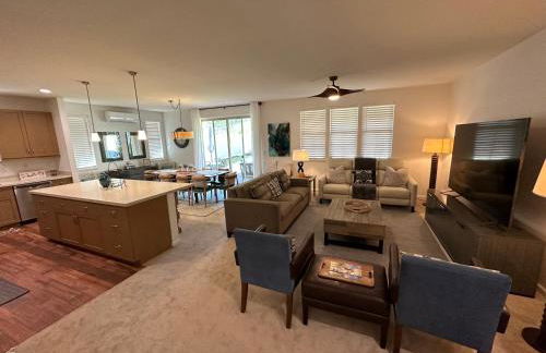 New Tropical Island Ohana near Beach with community Pool Spa Gym PingPong and more - Foto 2