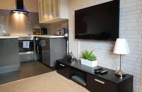 Modern Broughton Apartment - Walk to City Centre and St James Quarter - Foto 31