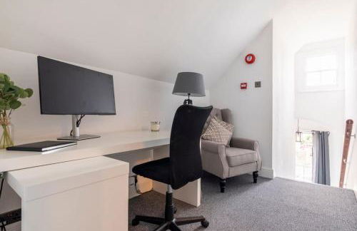 Castle Garden View - Photo 12