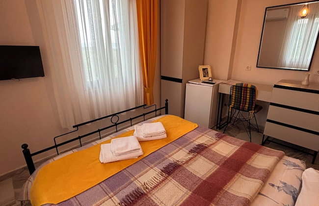 Zeus kır evi - Foto 38