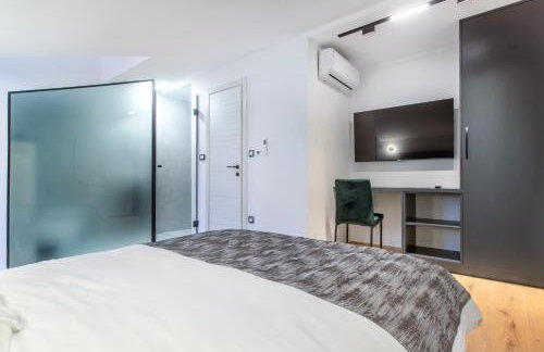 Seafront Villa Kupinica with heated Pool - Foto 45