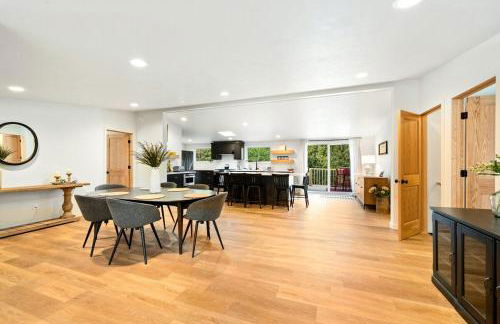 New Baileys Harbor Home, 1 block DT with Huge Yard - Foto 13