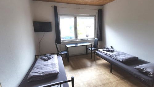 Monteur-Haus Marat Berlin Biesdorf / Marzan / Hellersdorf - Foto 3