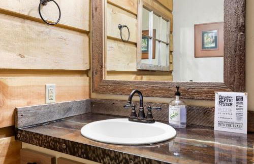 Private River Front Cabin - Foto 16