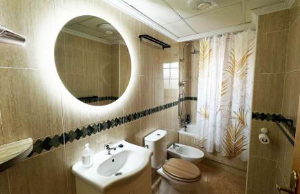 Low Price Modern Apartment Aircon & Filter Water - Foto 15