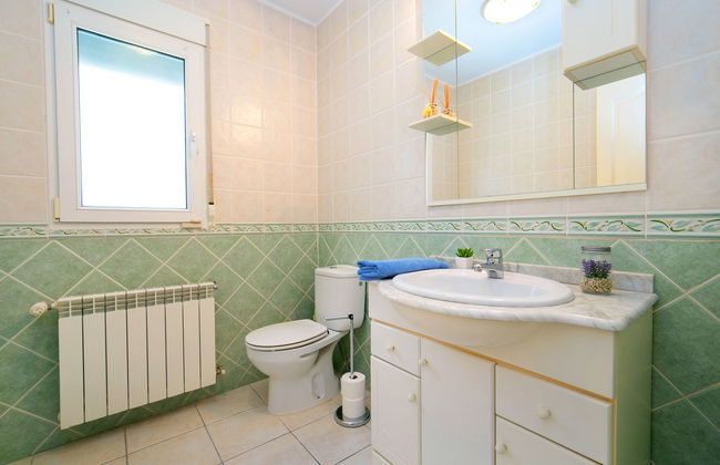 4 bedroom House in Calp with private pool and terrace - Photo 16