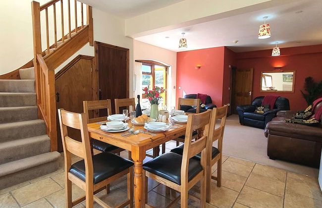 The Victorian Barn self catering holidays with pool & hot tubs - Photo 47