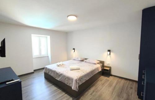 Villa Galant with Pool & Sauna Maru ini - Foto 9