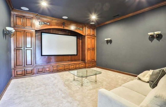 Secluded Estate Exclusive Views of Wine Country + Private Home Theater Twilight Vines by Avantstay - Foto 7