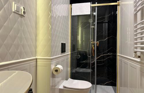 Apartamenty OFF PIOTRKOWSKA w Roosevelta Residence, Klimatyzacja, Wejście na KOD, WiFi, FV - Foto 45