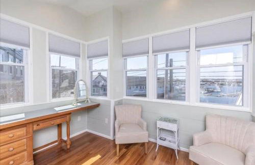 3BR Harborside Home|Gloucester+Rockport|Ocean View - Photo 14