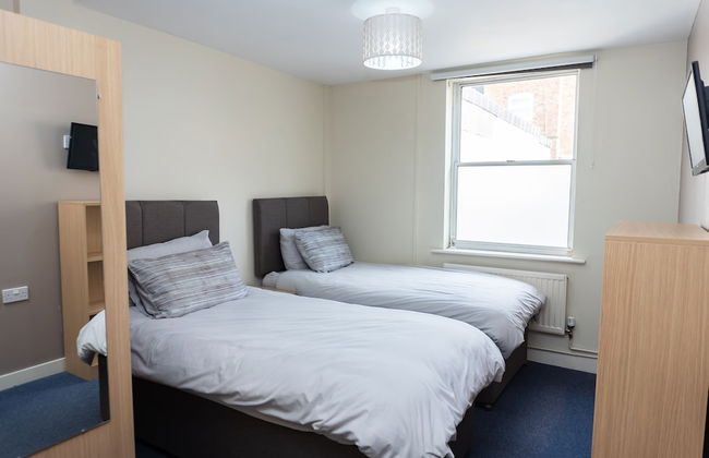 Spa Court - Photo 15