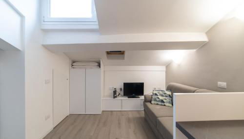 Cozy Apartment - Porta Romana, Milan - Foto 2, wardrobe