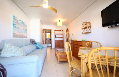 2 bedroom apartment at beach Dehesa de Campoamor - Foto 9