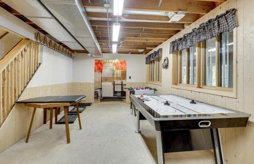 Lakeside Northwoods Retreat Dock, Deck, Fire Pit! - Foto 4