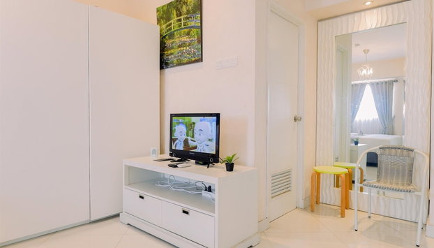 Homey And Big Studio Apartment At The Wave Kuningan - Foto 3, Habitación