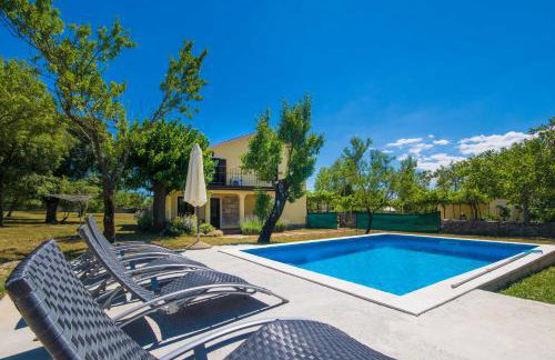 Villa Loreta, a beautiful and cozy villa minutes away from the sea - Foto 13