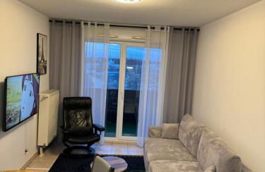 Appartement calme avec balcon, à 4km du centre, Parking, WI-FI, Netflix gratuit - Foto 9