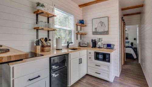 Deer Woods - Photo 5, stove, toaster, minibar