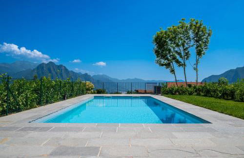 Italian Vacation Homes - Lakeview Heaven Retreat - Photo 1