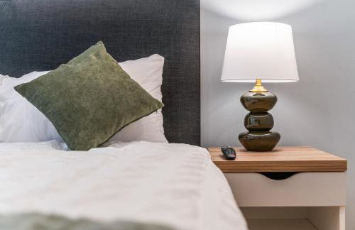 Spacious Central Leeds Flat - Sleeps 8 - City Centre - Foto 10