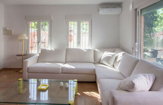 Charming Holiday Home Near Seabeach in La Cala de Mijas With Private Terrace - Foto 7