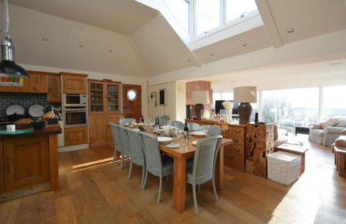 Penmorfa - Sublime Abersoch retreat with roof terrace, 80m from beach, great for surfing - Foto 18