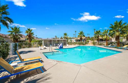 1 mi from Tennis Garden - Corn hole - Pool Access - Foto 6