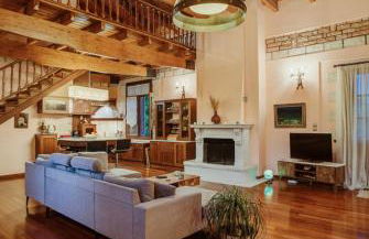 PanThea Stone Villa - Photo 10