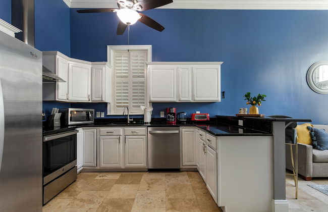 Modern 3BR Condo With Pool - Foto 19